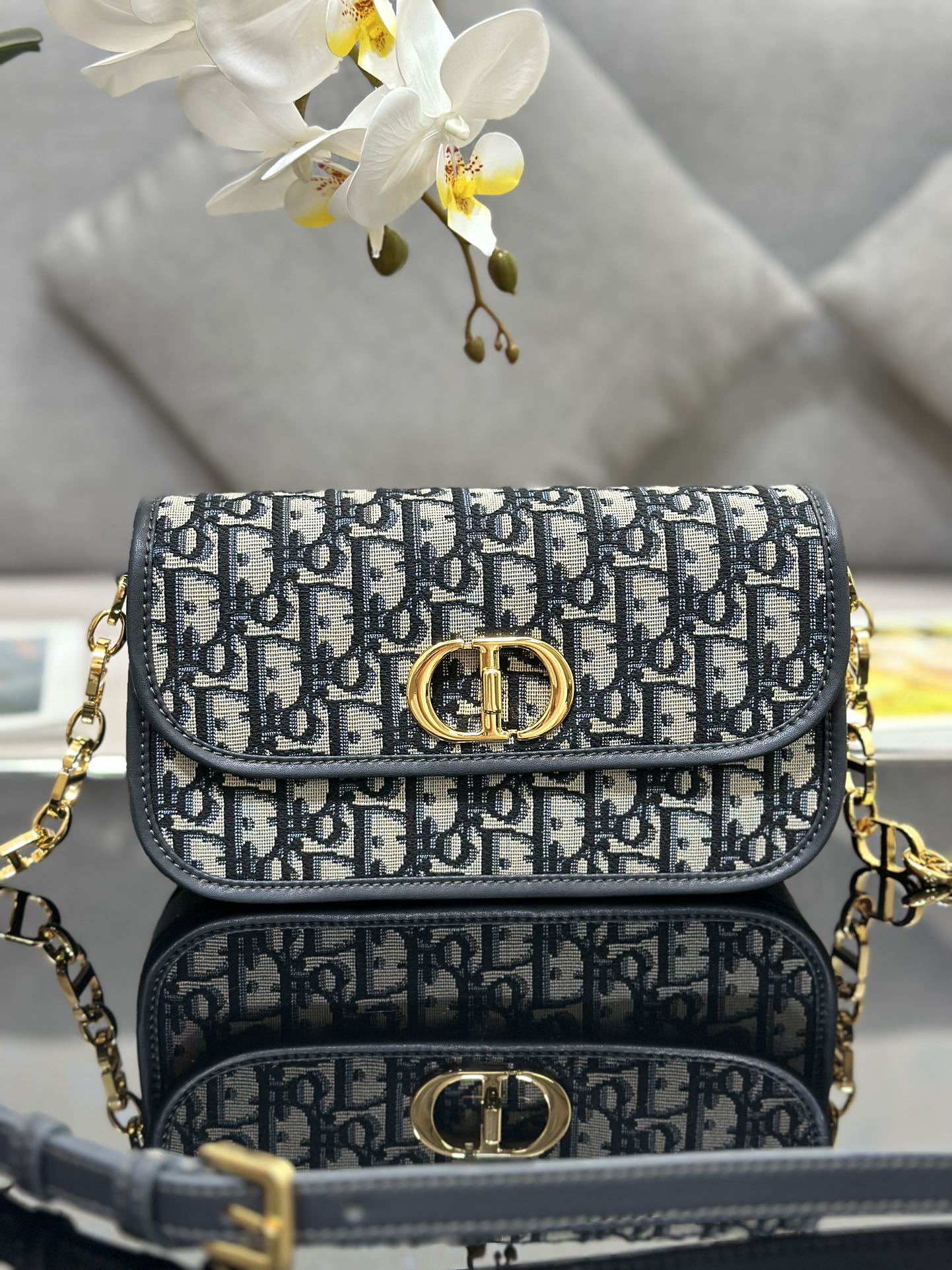 D*or 30 montaigne avenue bag