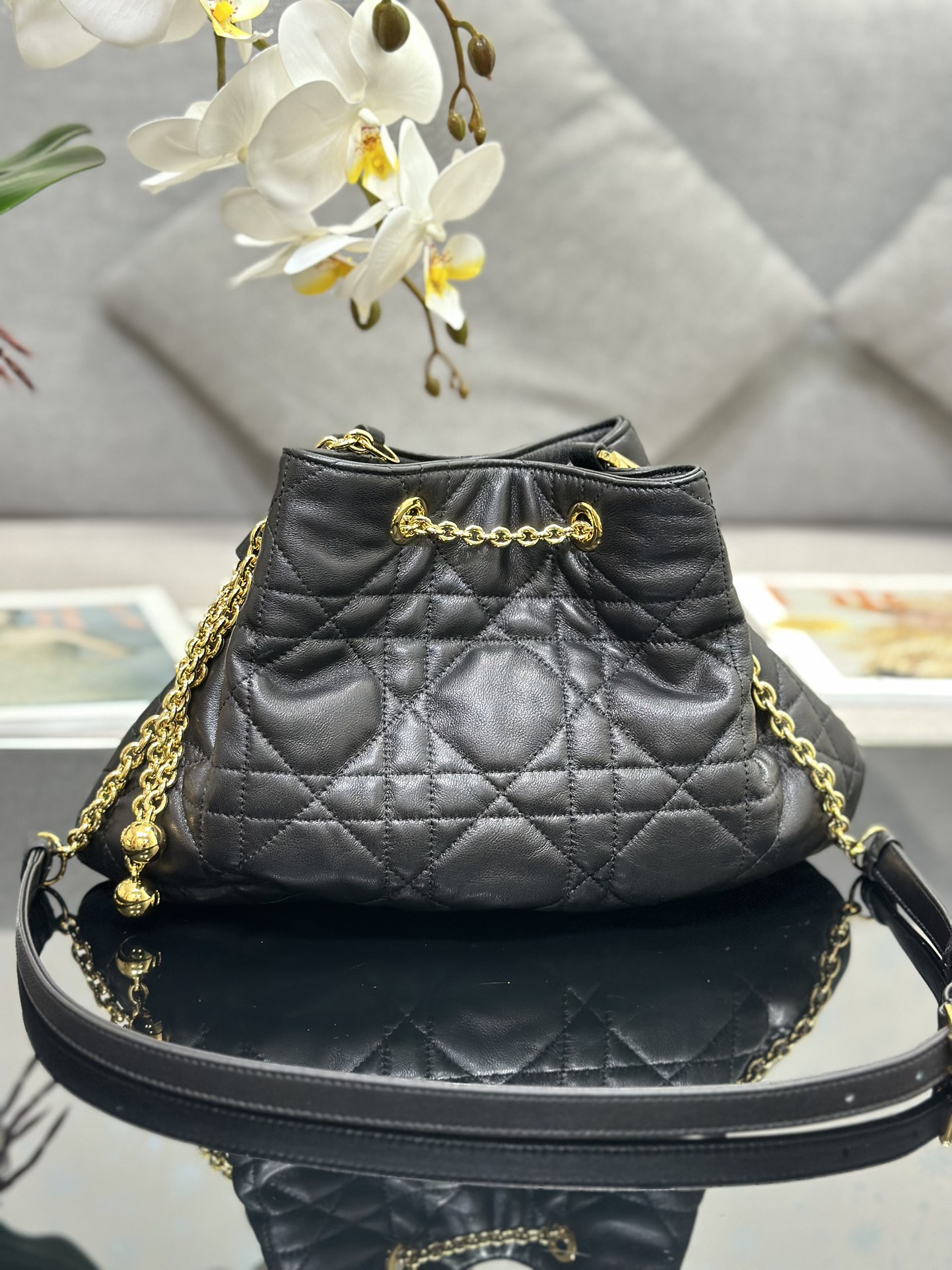 medium D*or ammi bag
