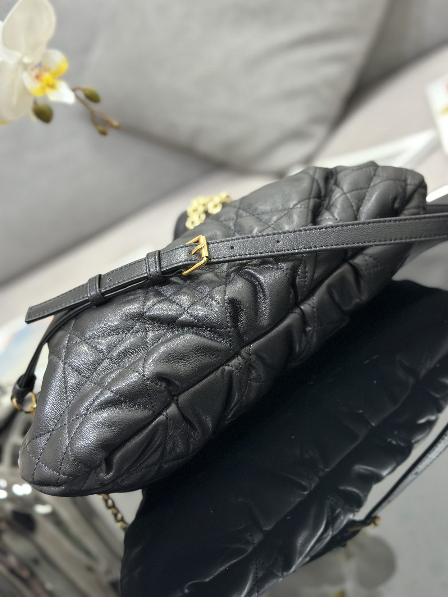 medium D*or ammi bag