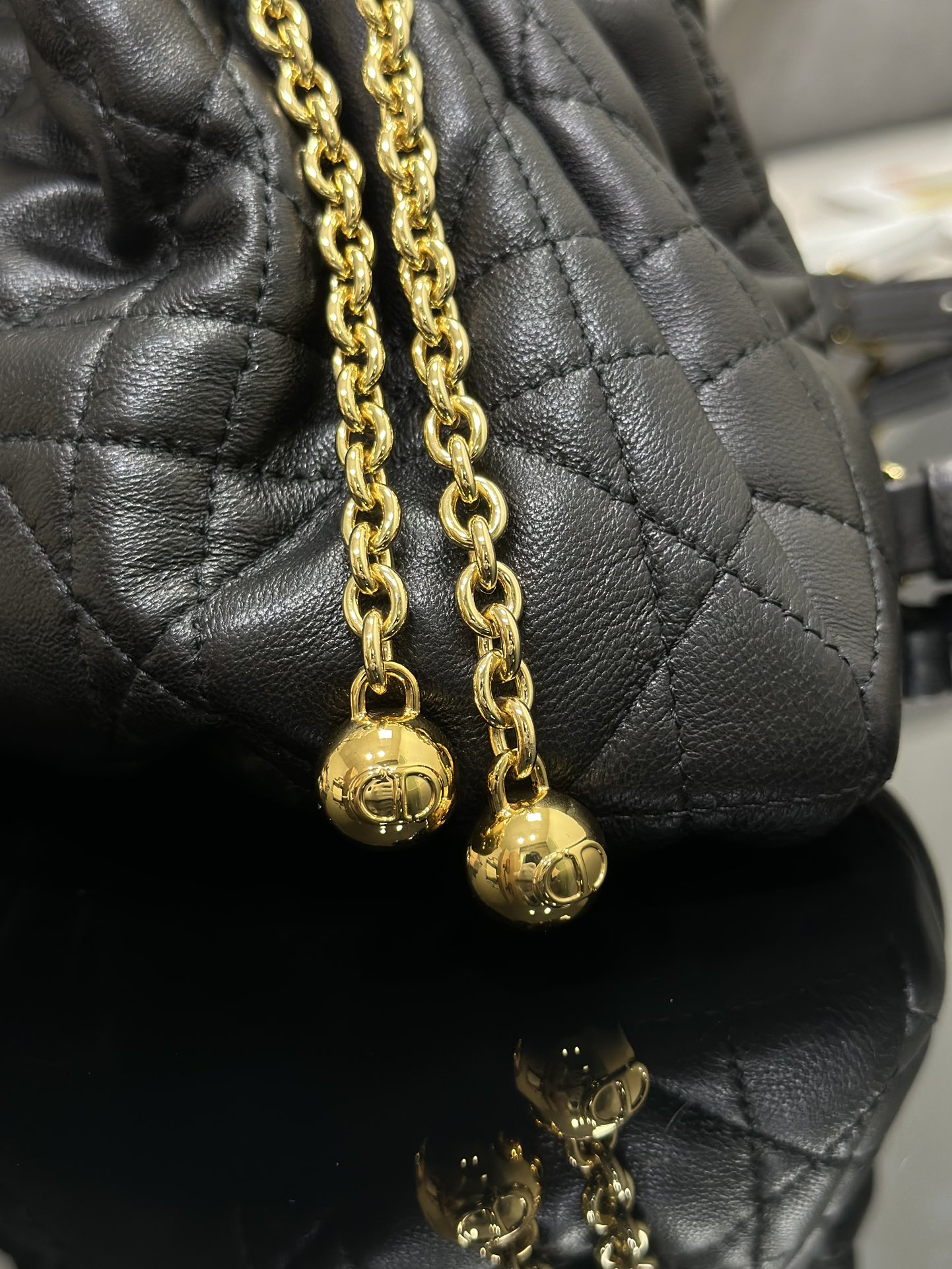 medium D*or ammi bag