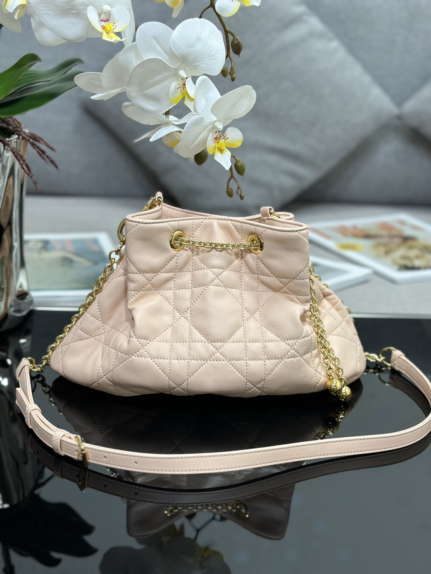 medium D*or ammi bag