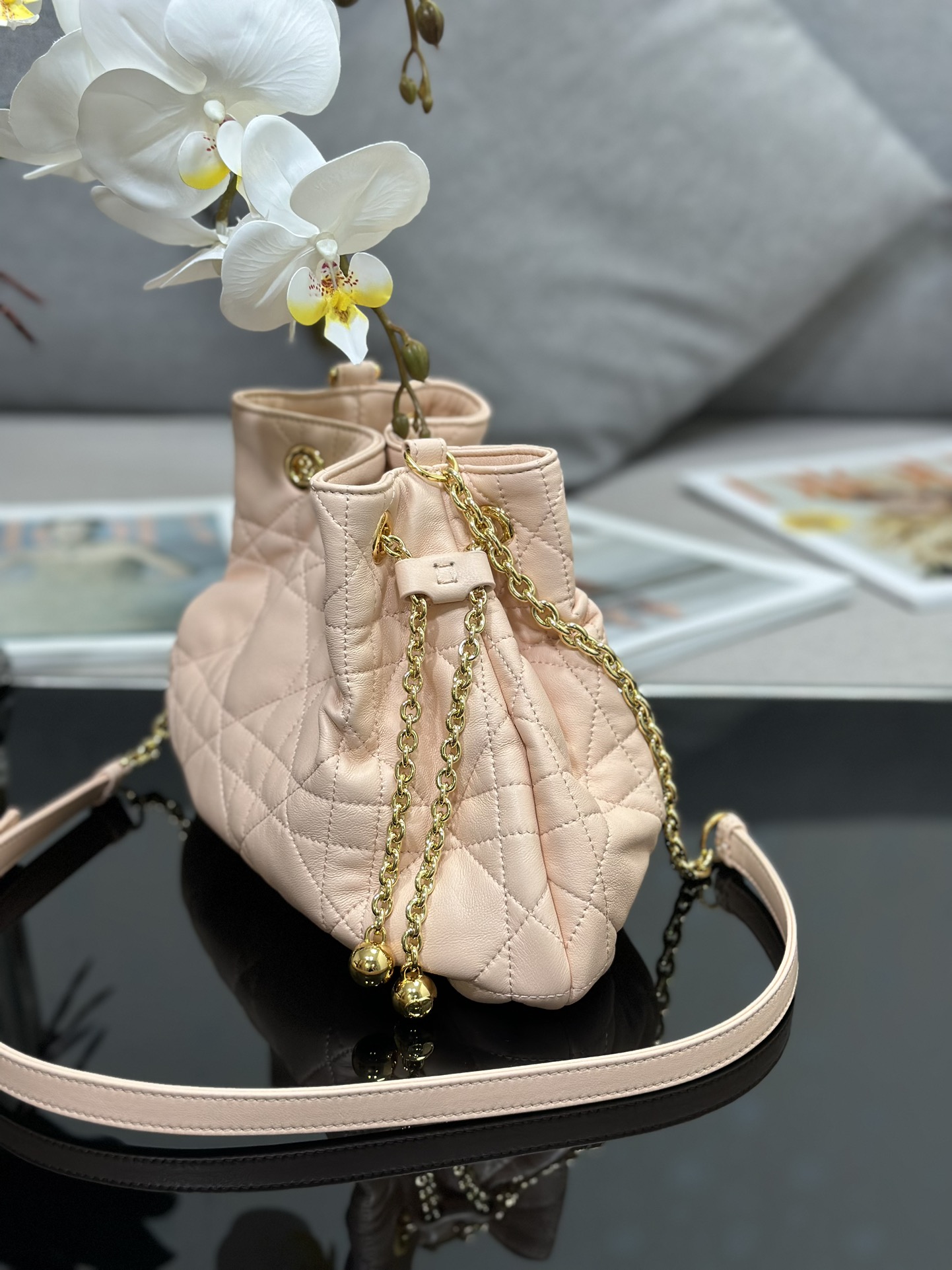 medium D*or ammi bag
