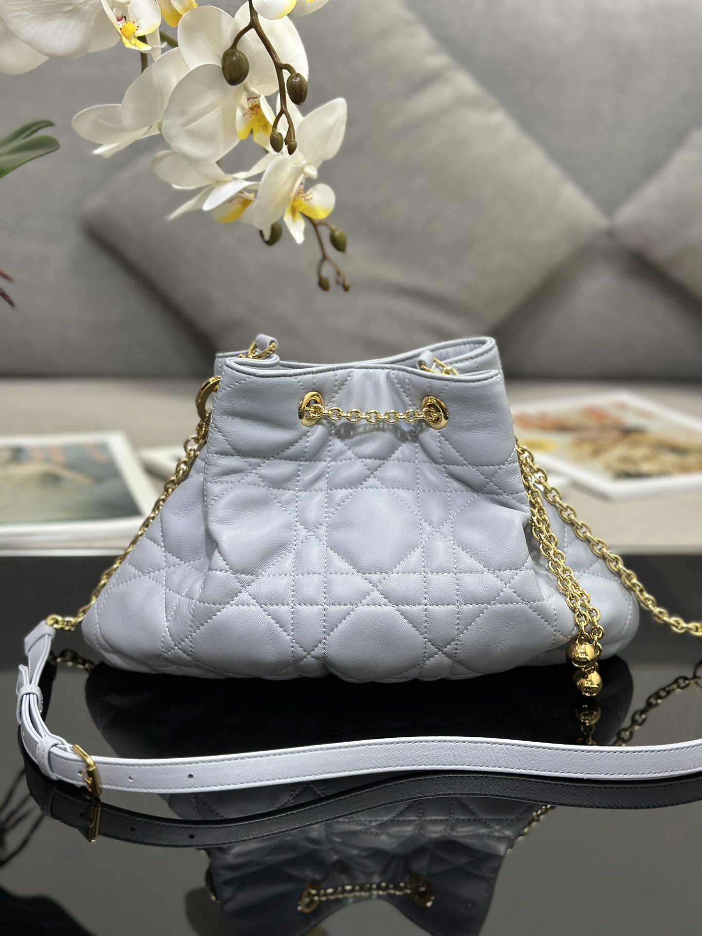 medium D*or ammi bag