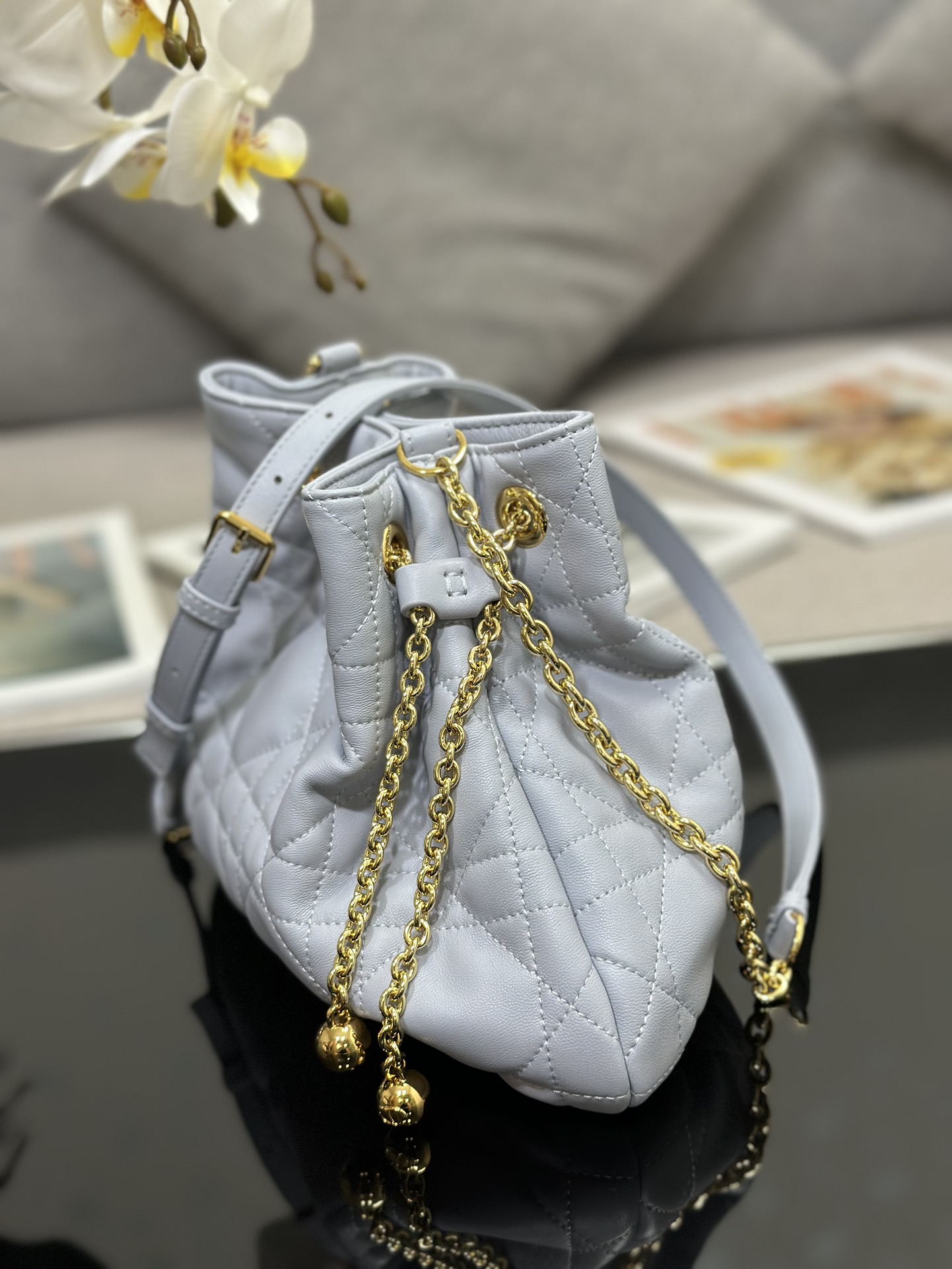 medium D*or ammi bag