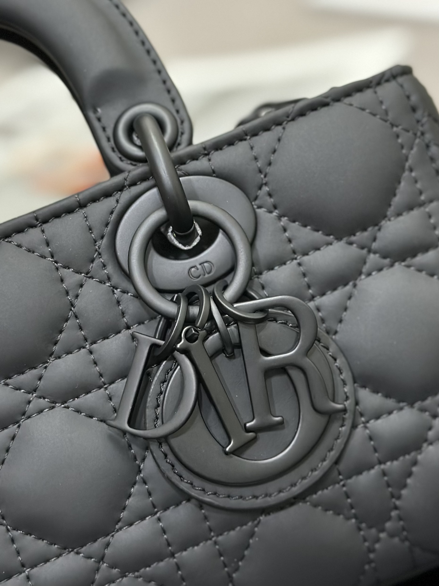 SMALL LADY D-JOY BAG