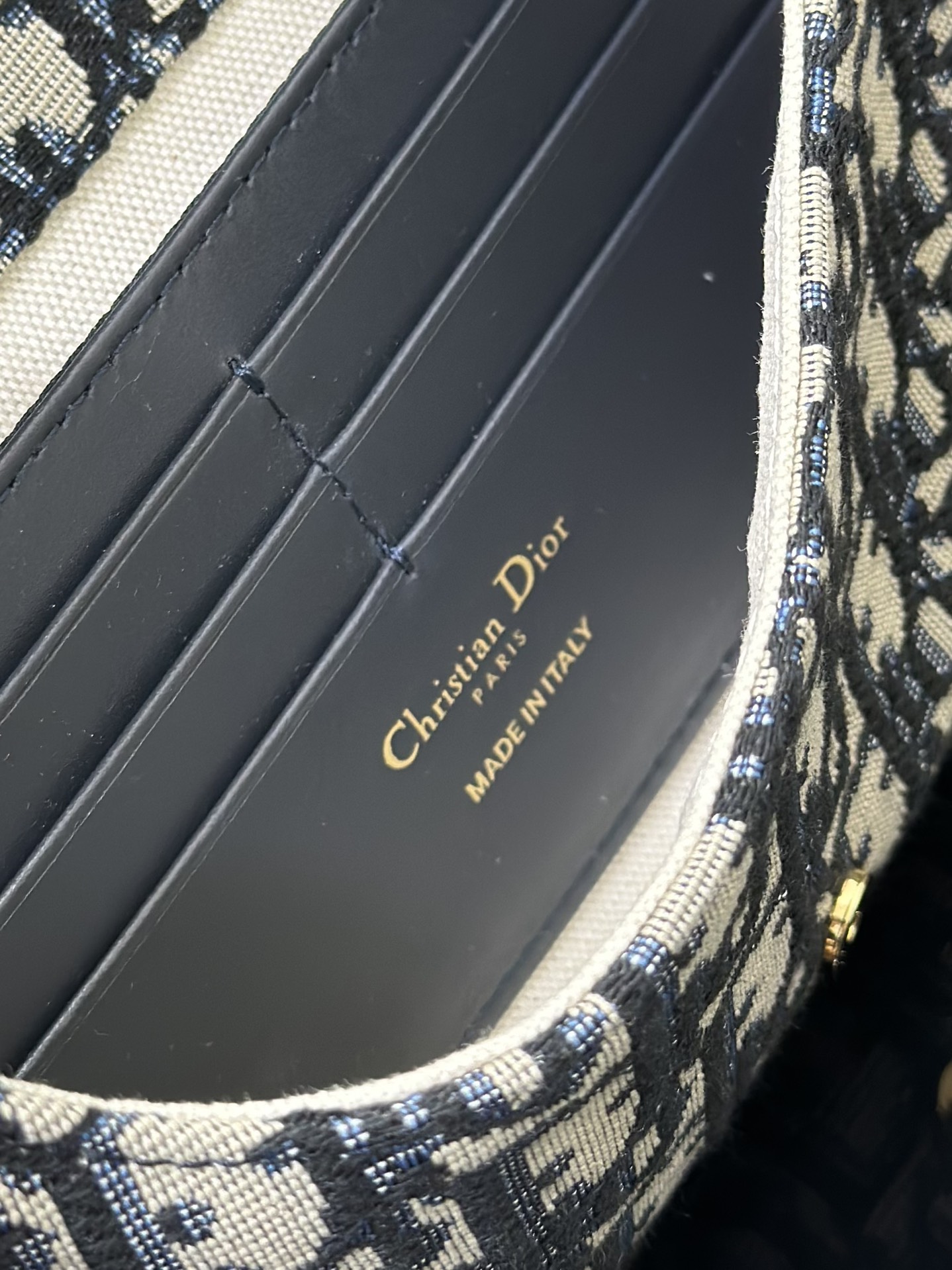 D*or bobby east-west pouch with chain