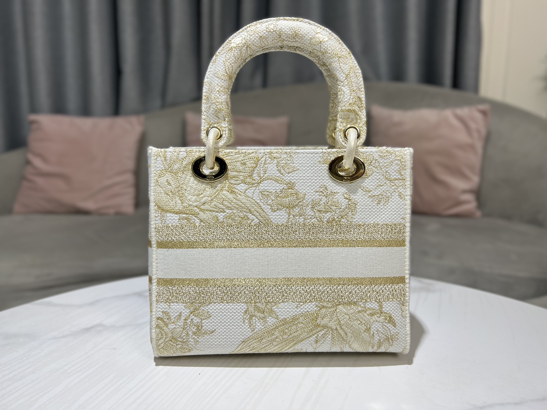 D*or medium lady d-lite bag
