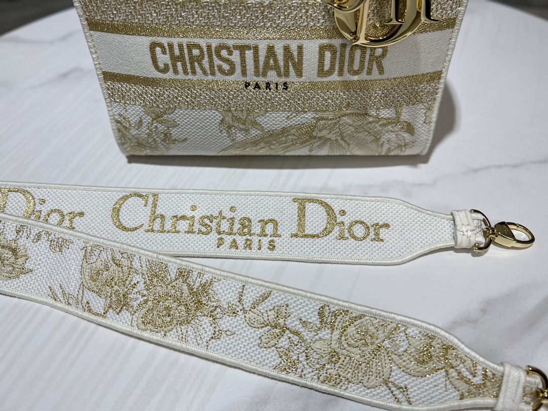D*or medium lady d-lite bag