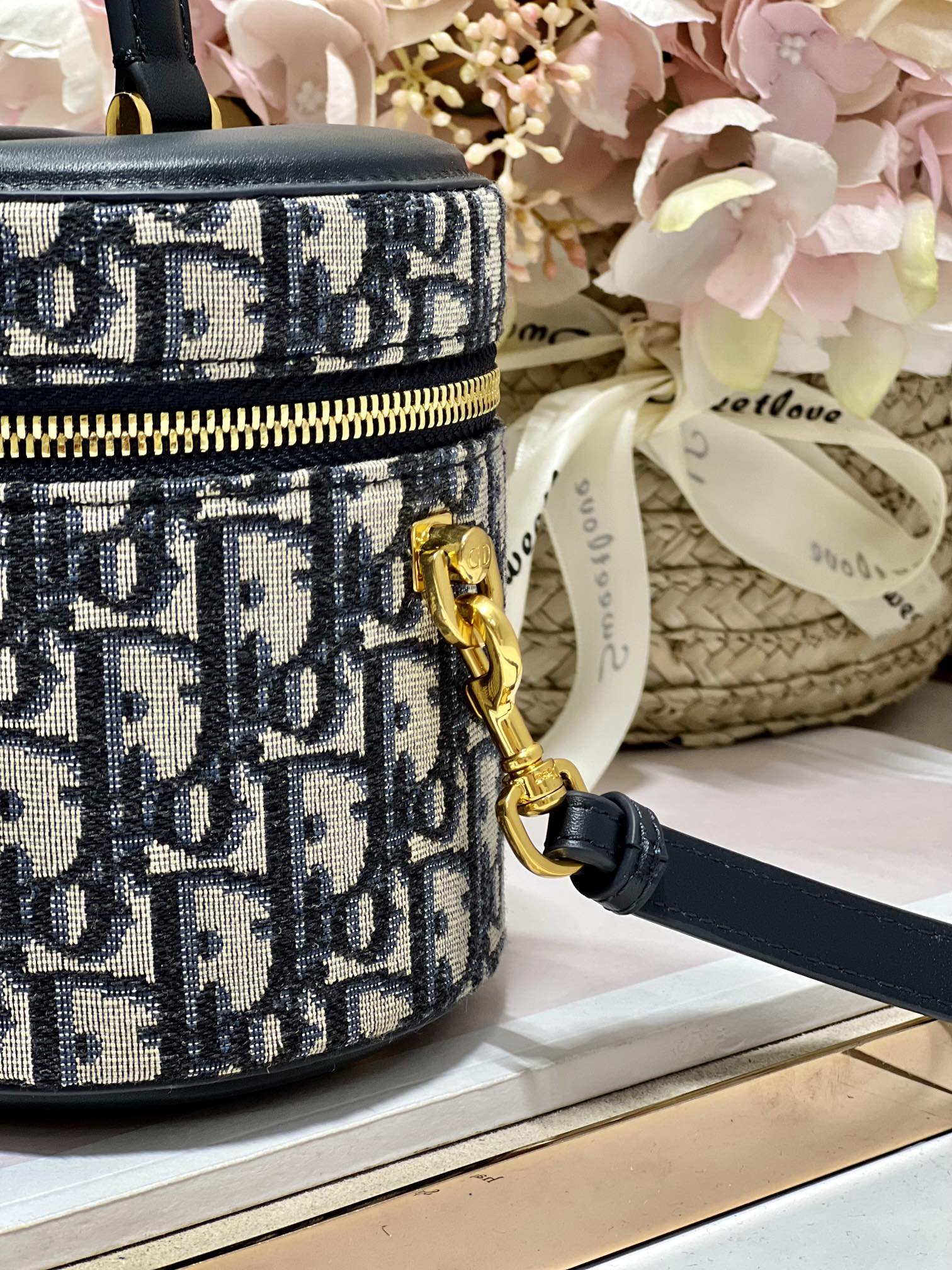 D*or small cd signature vanity case
