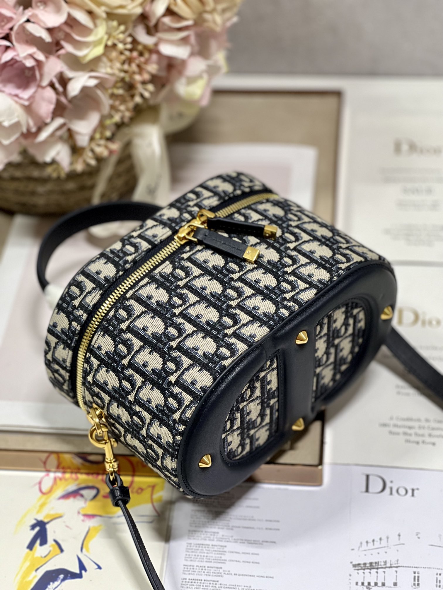 D*or small cd signature vanity case