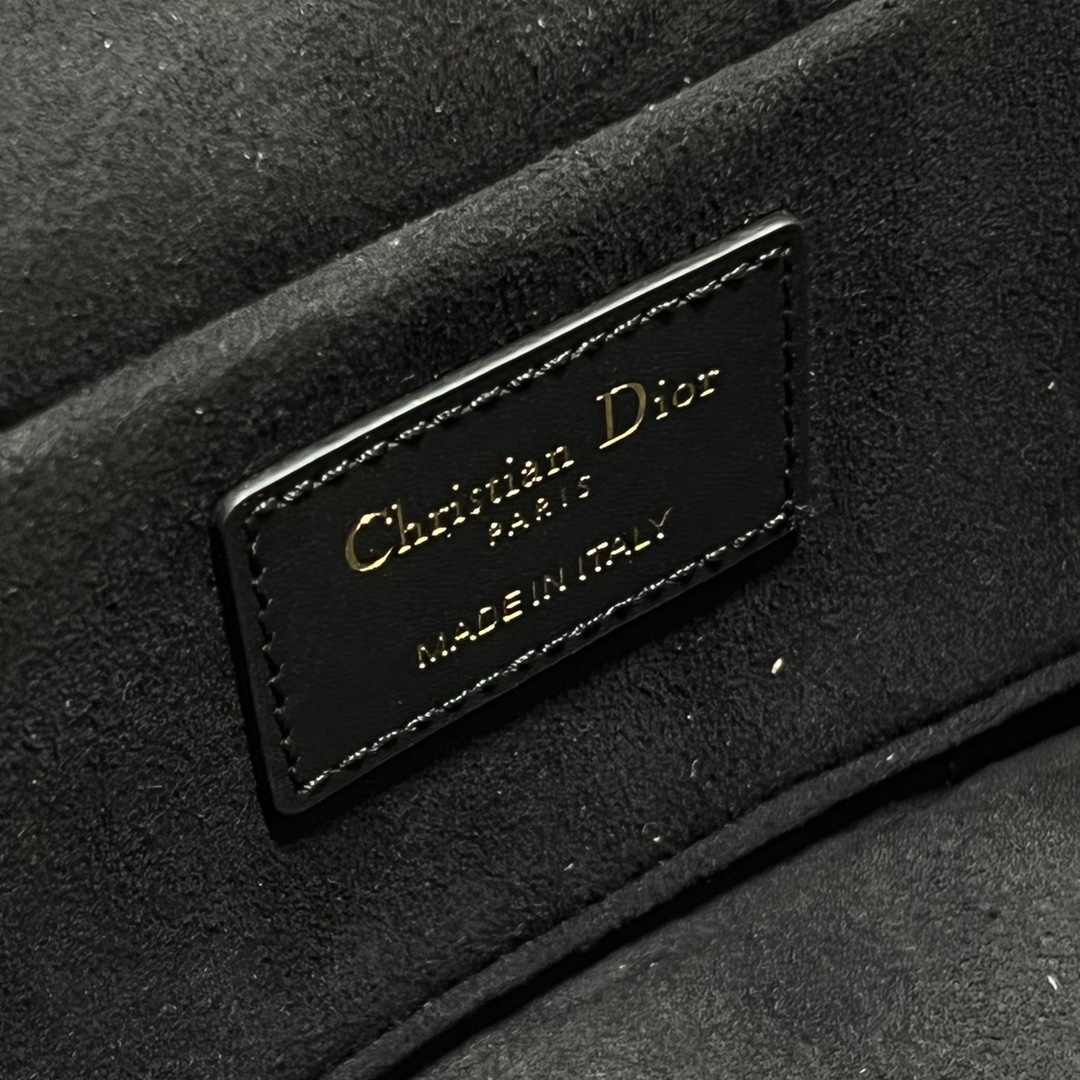 D*or small cd signature vanity case