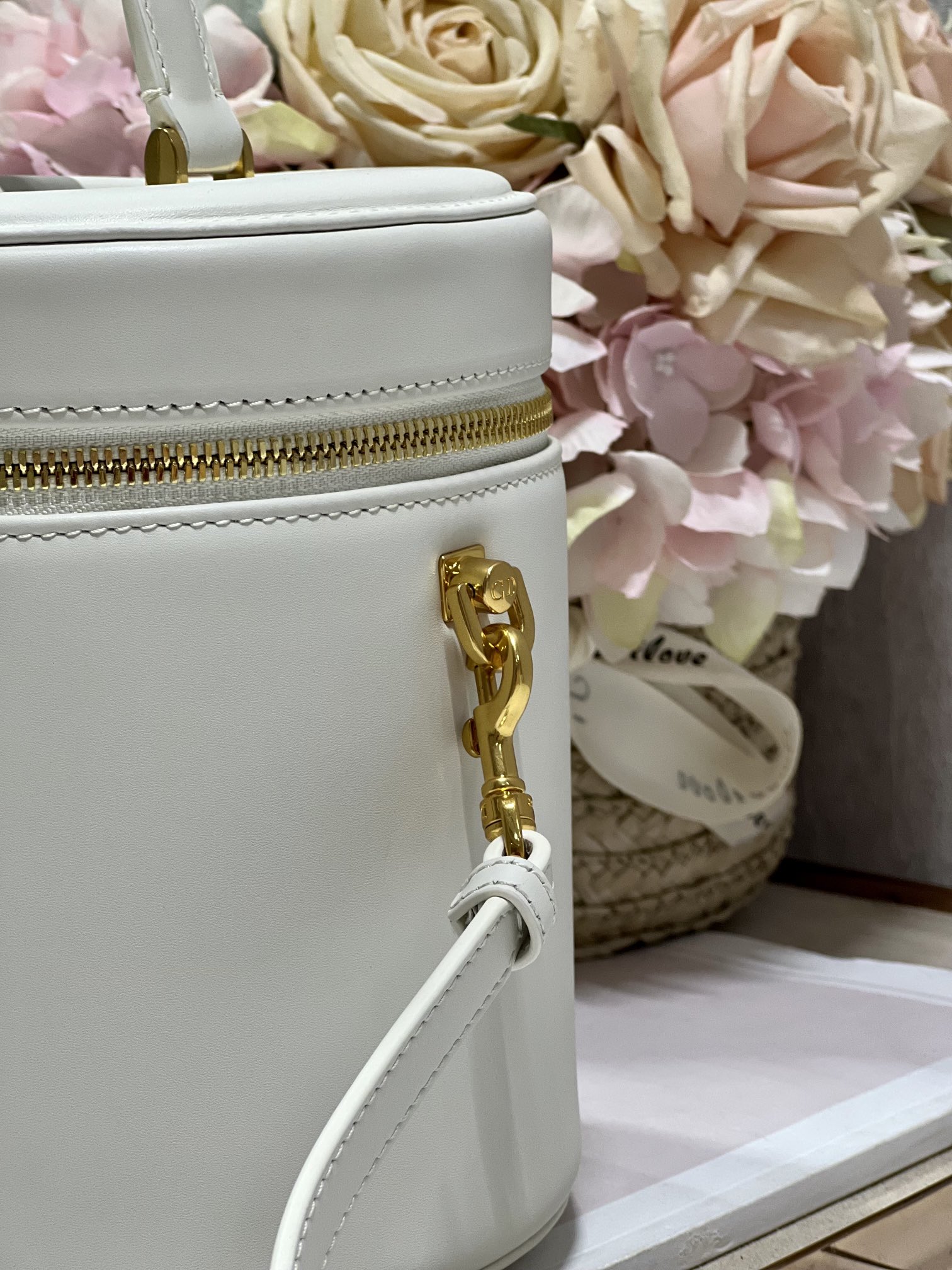 D*or medium cd signature vanity case