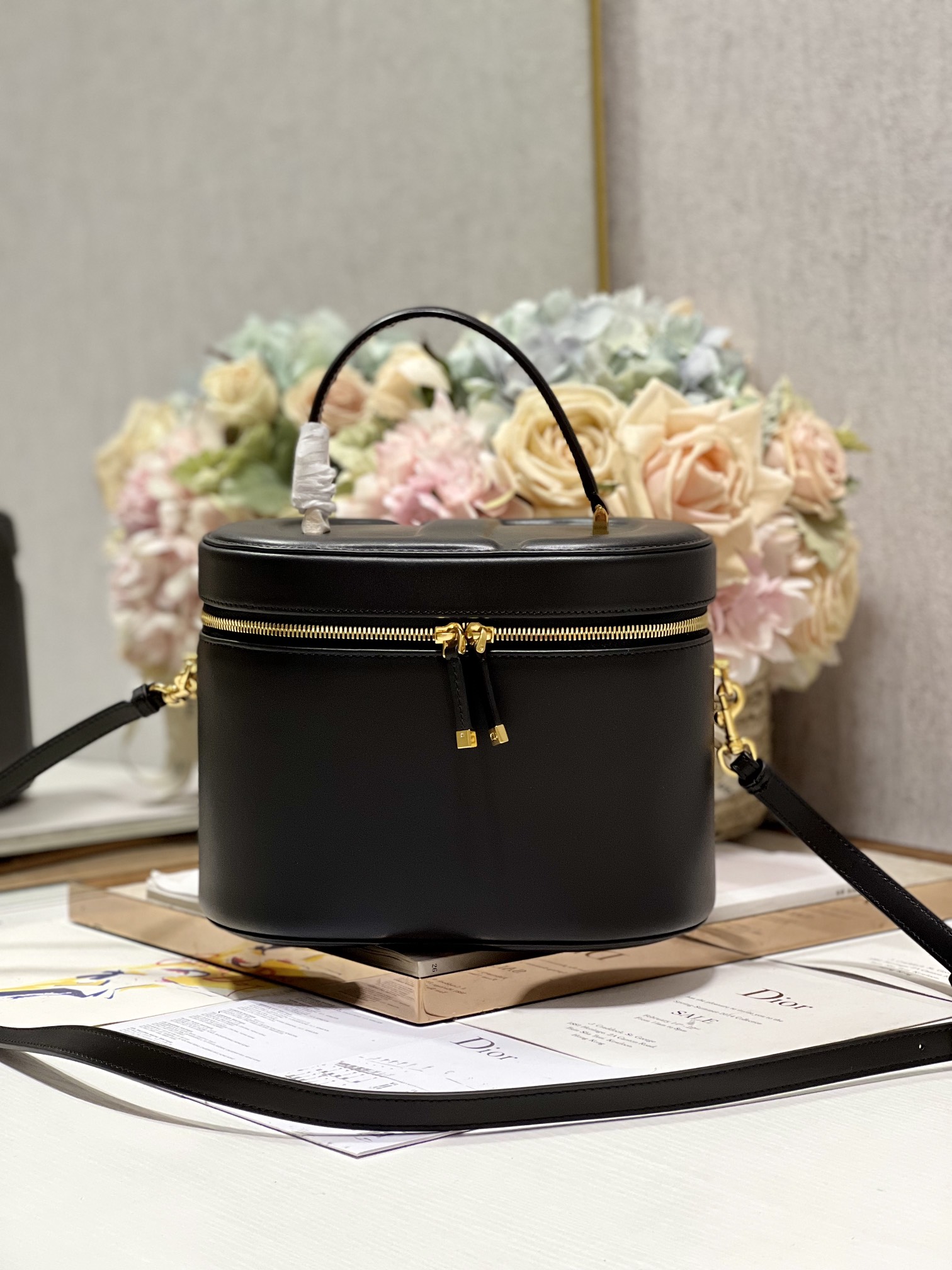 D*or medium cd signature vanity case