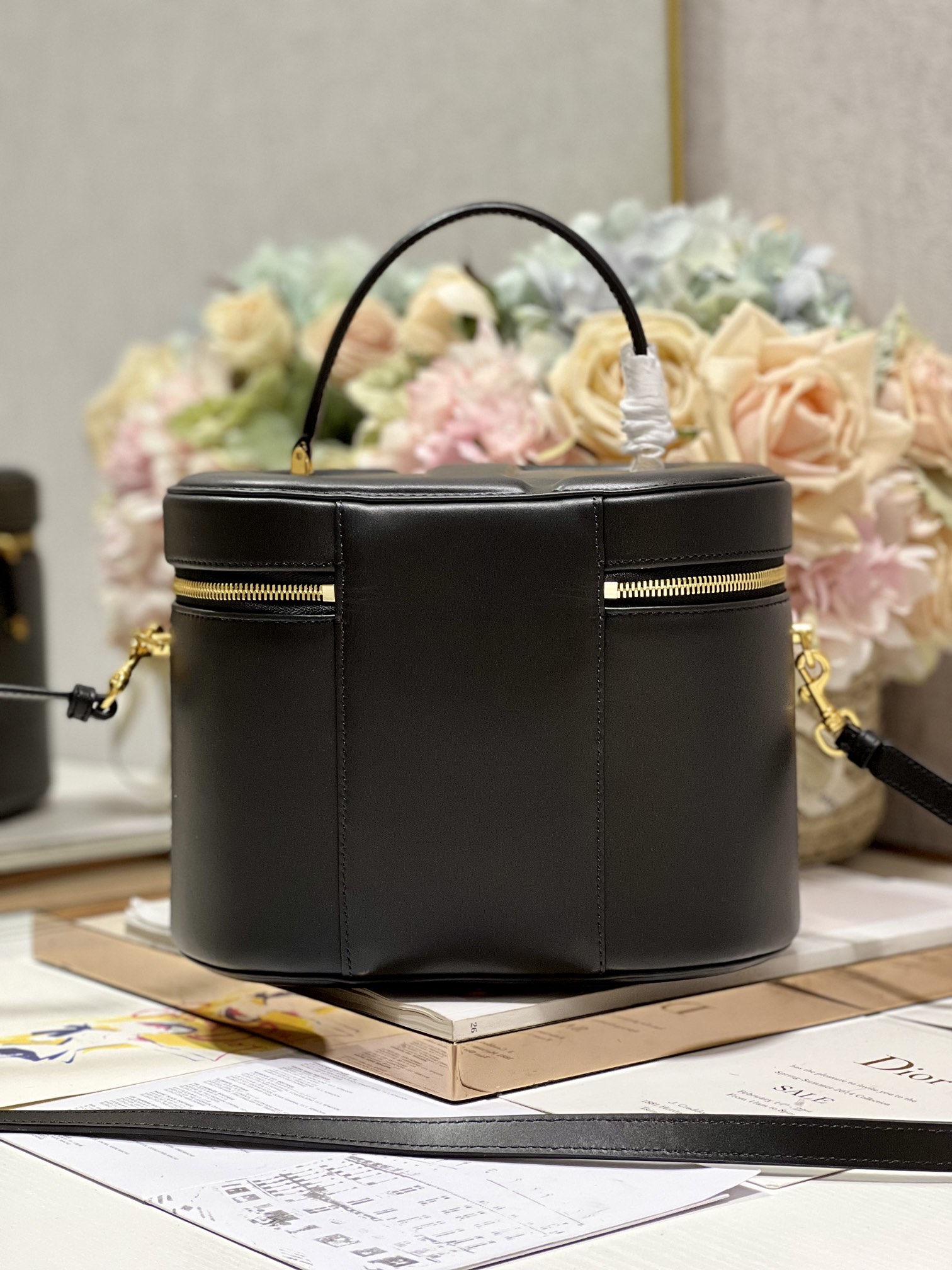 D*or medium cd signature vanity case