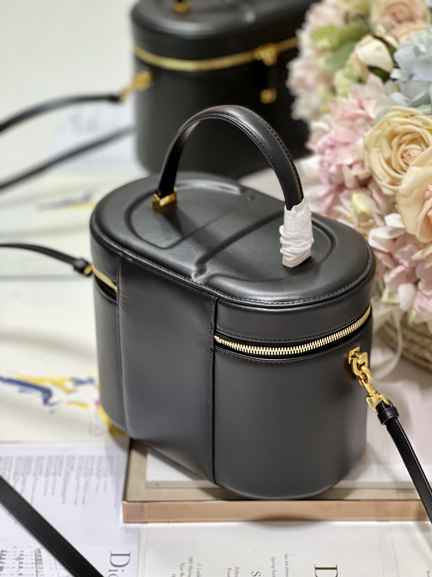 D*or medium cd signature vanity case