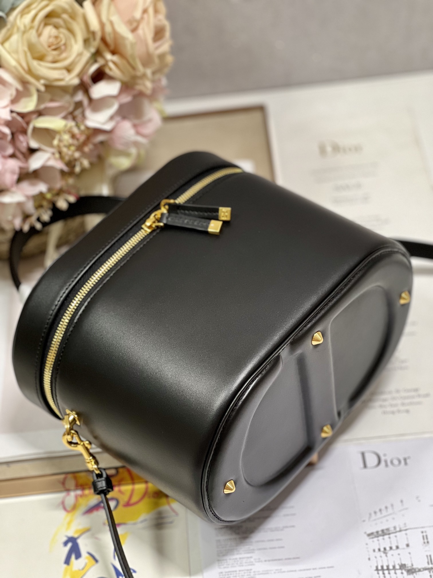 D*or medium cd signature vanity case