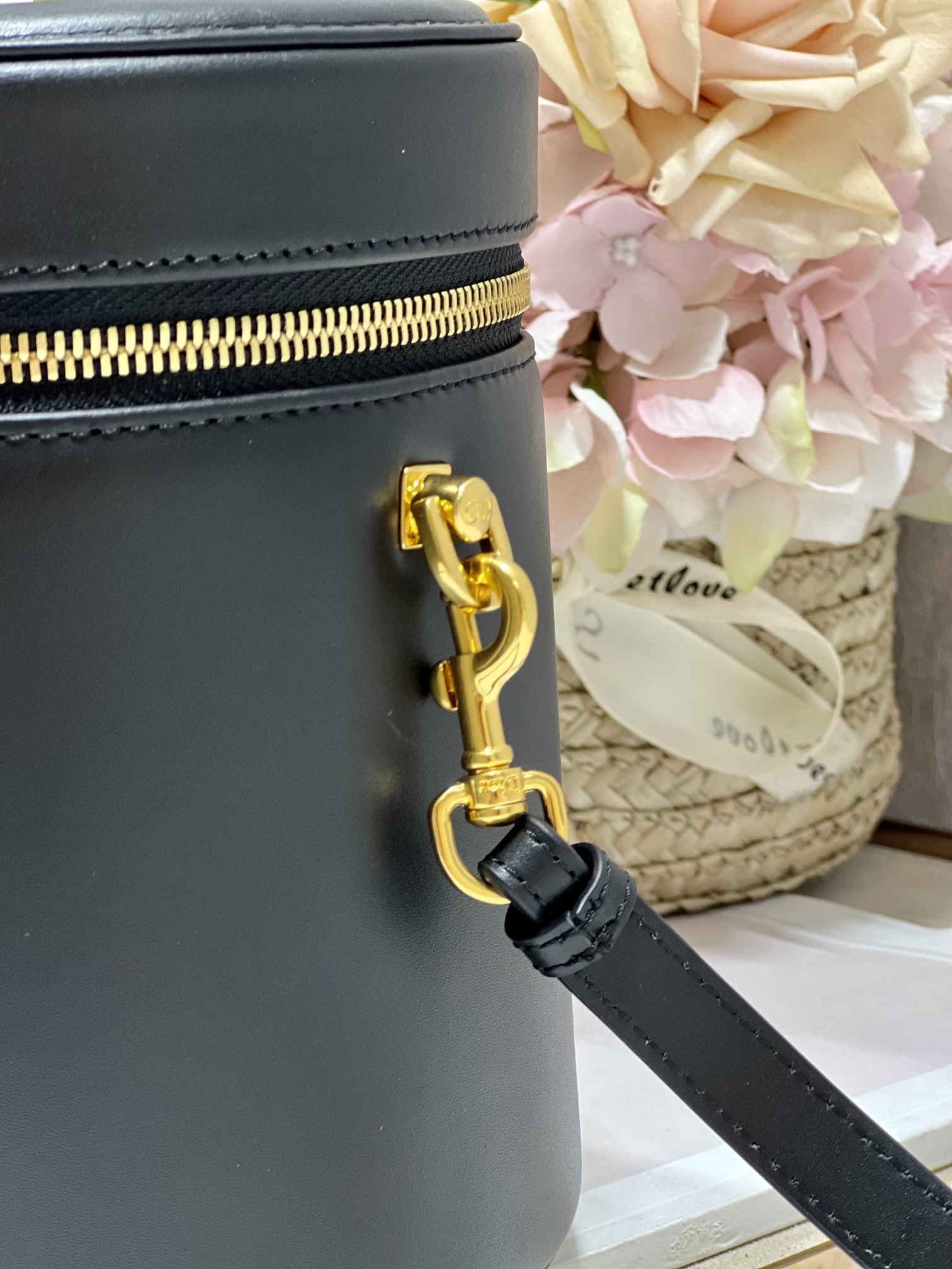 D*or medium cd signature vanity case