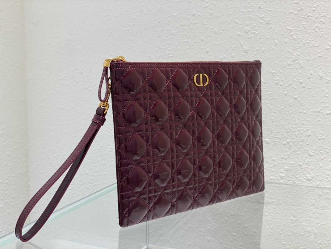 large D*or caro daily pouch