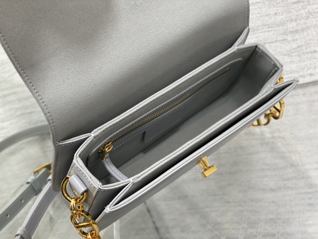 D*or 30 montaigne avenue bag