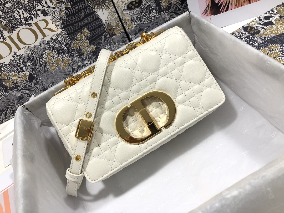 small D*or caro bag