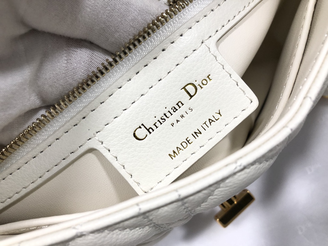 small D*or caro bag