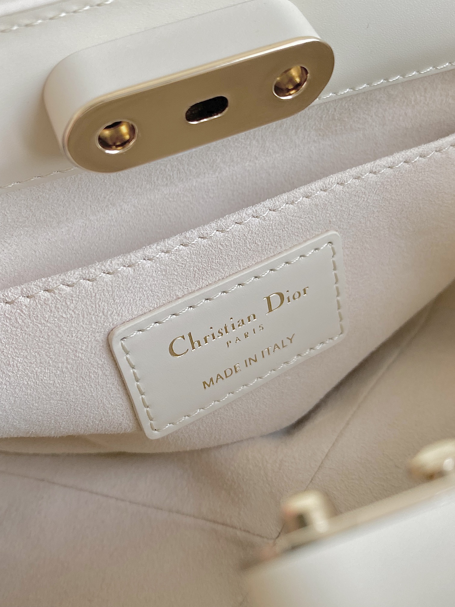 small D*or key bag