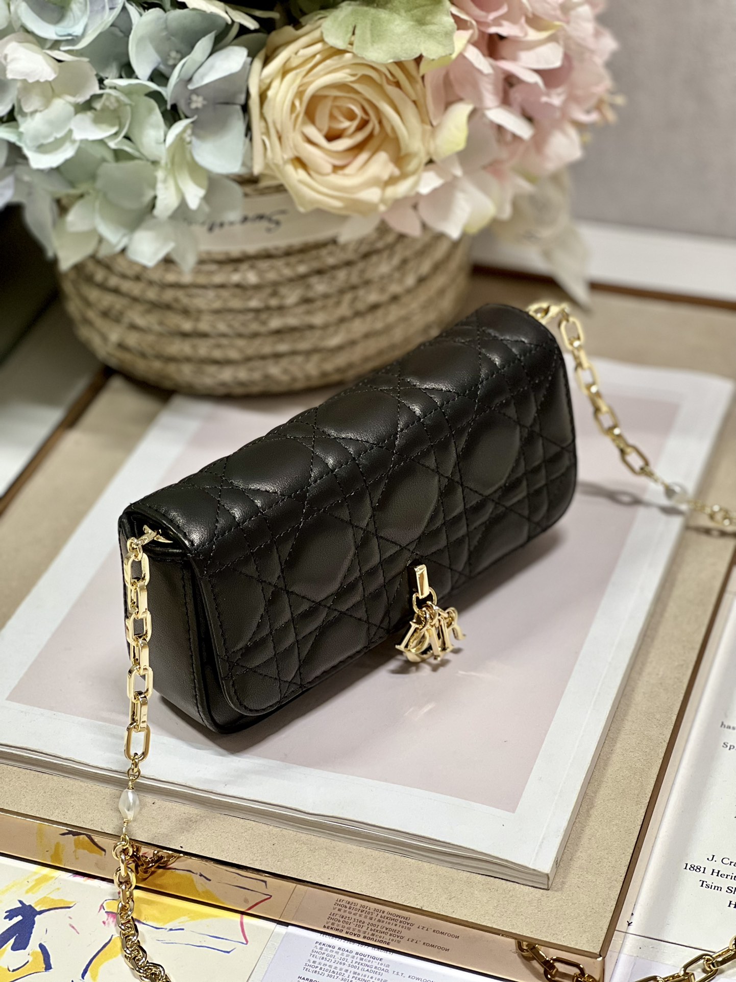 lady D*or phone pouch
