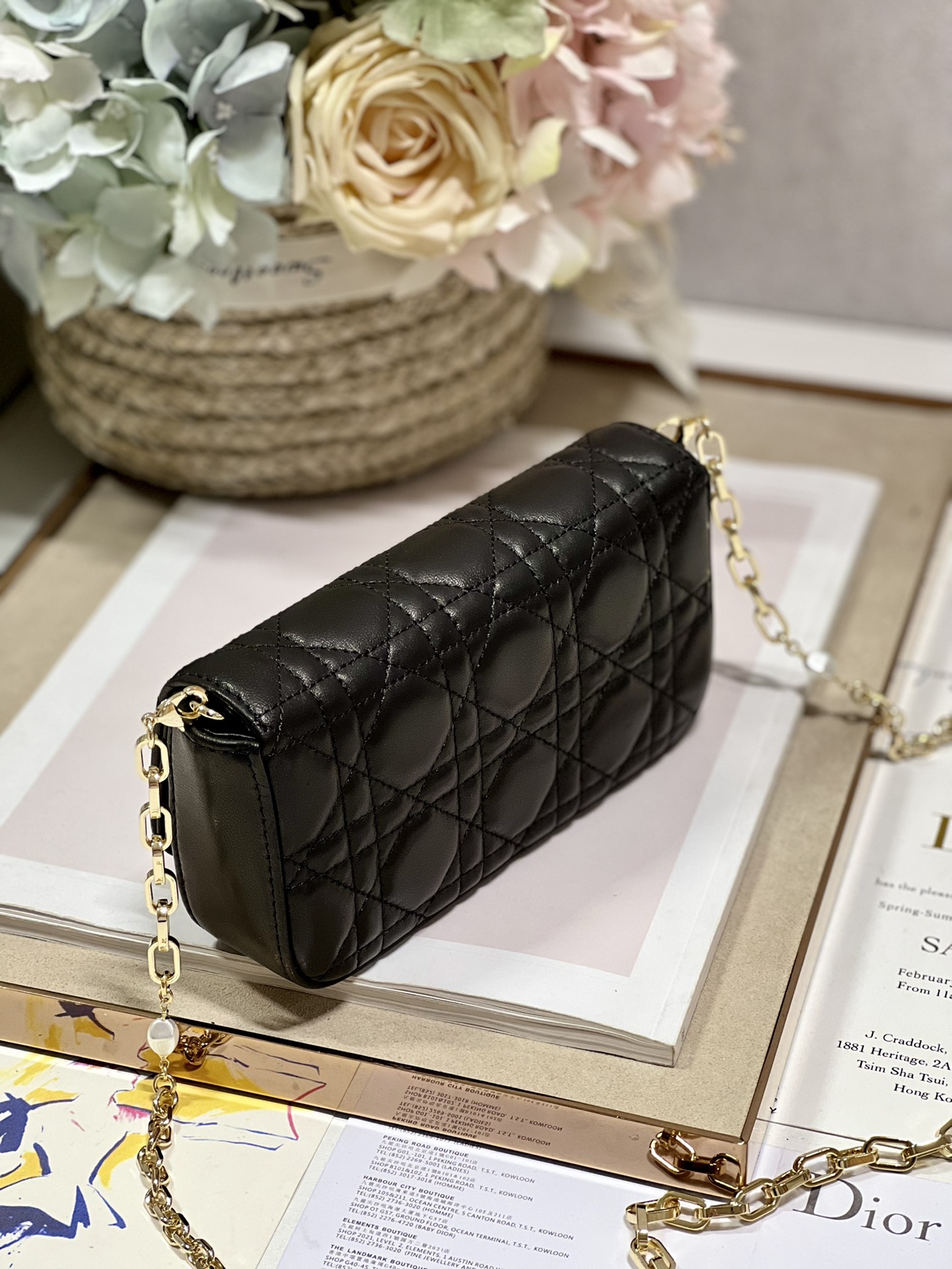 lady D*or phone pouch