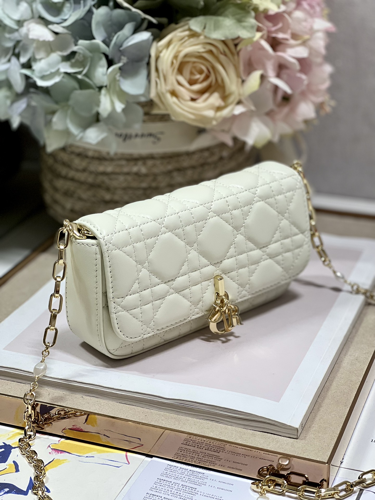 lady D*or phone pouch