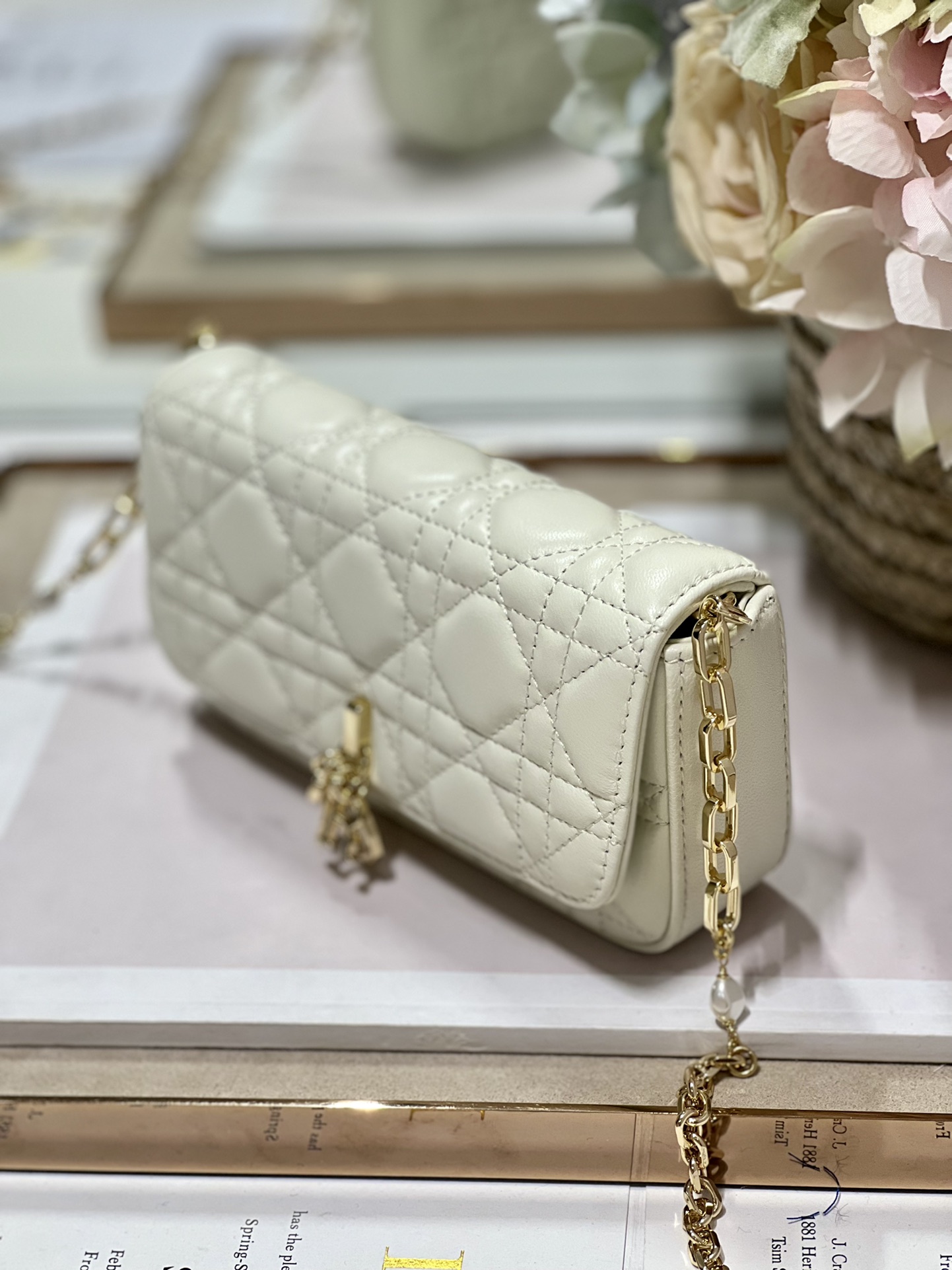 lady D*or phone pouch