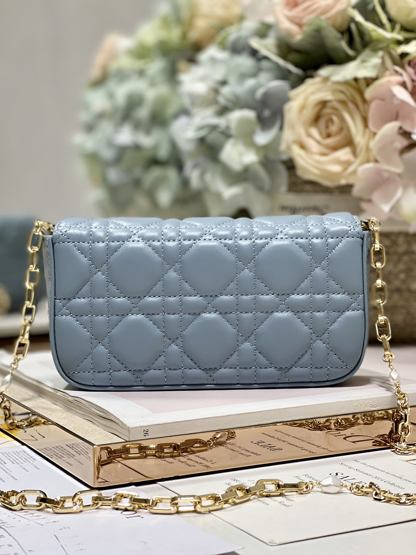 lady D*or phone pouch