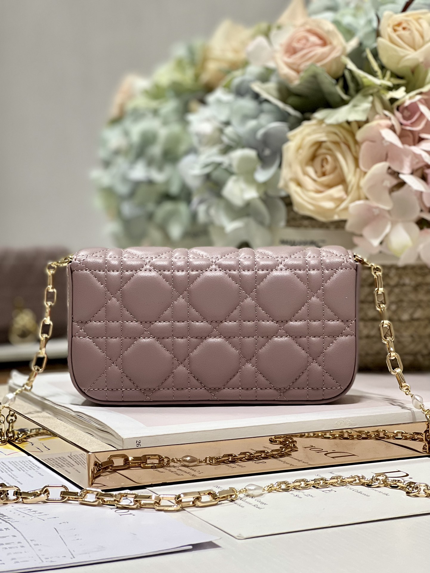 lady D*or phone pouch