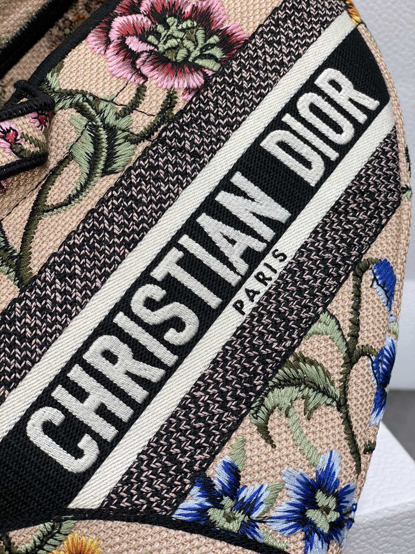 D*or saddle bag