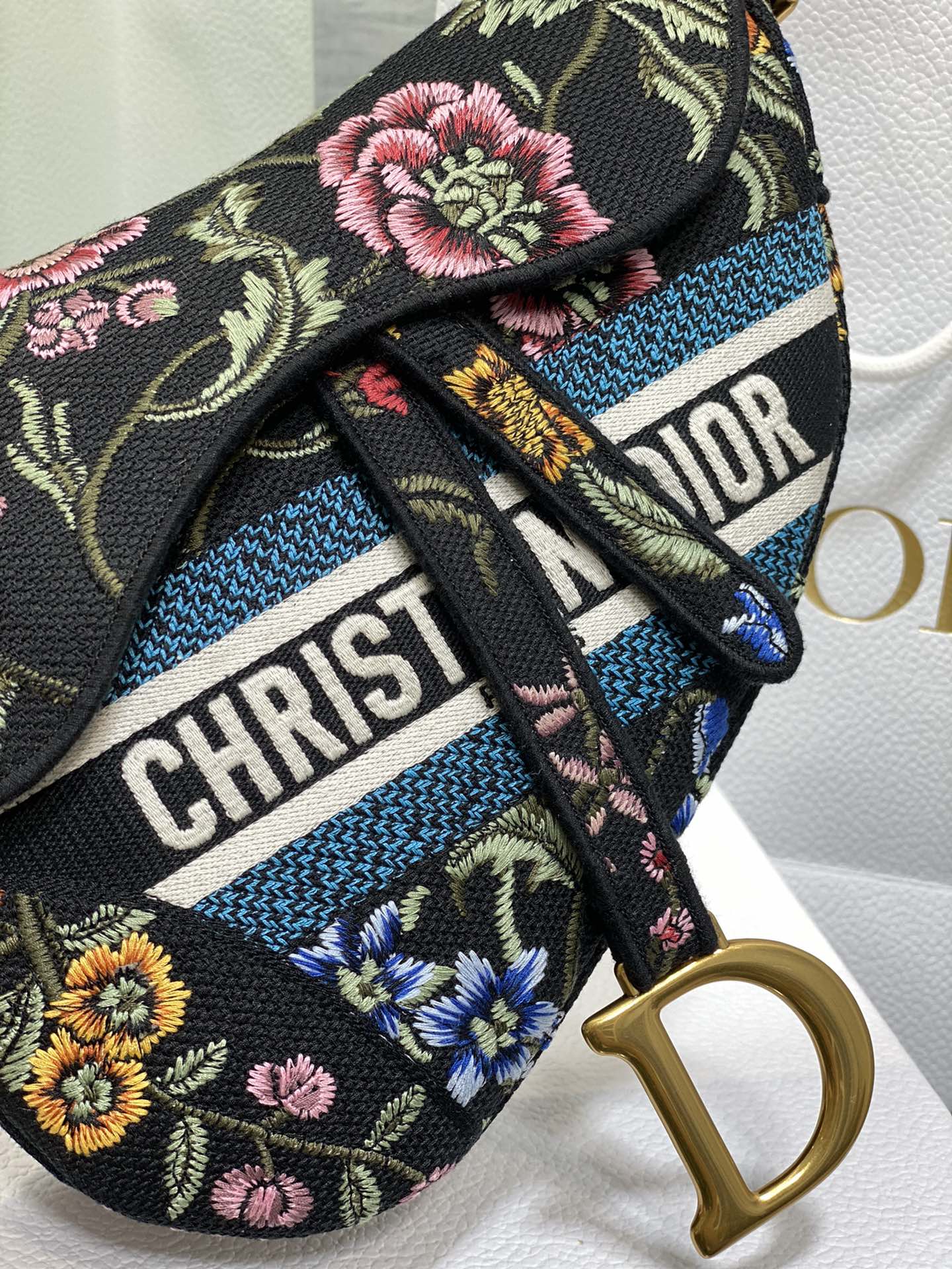 D*or saddle bag