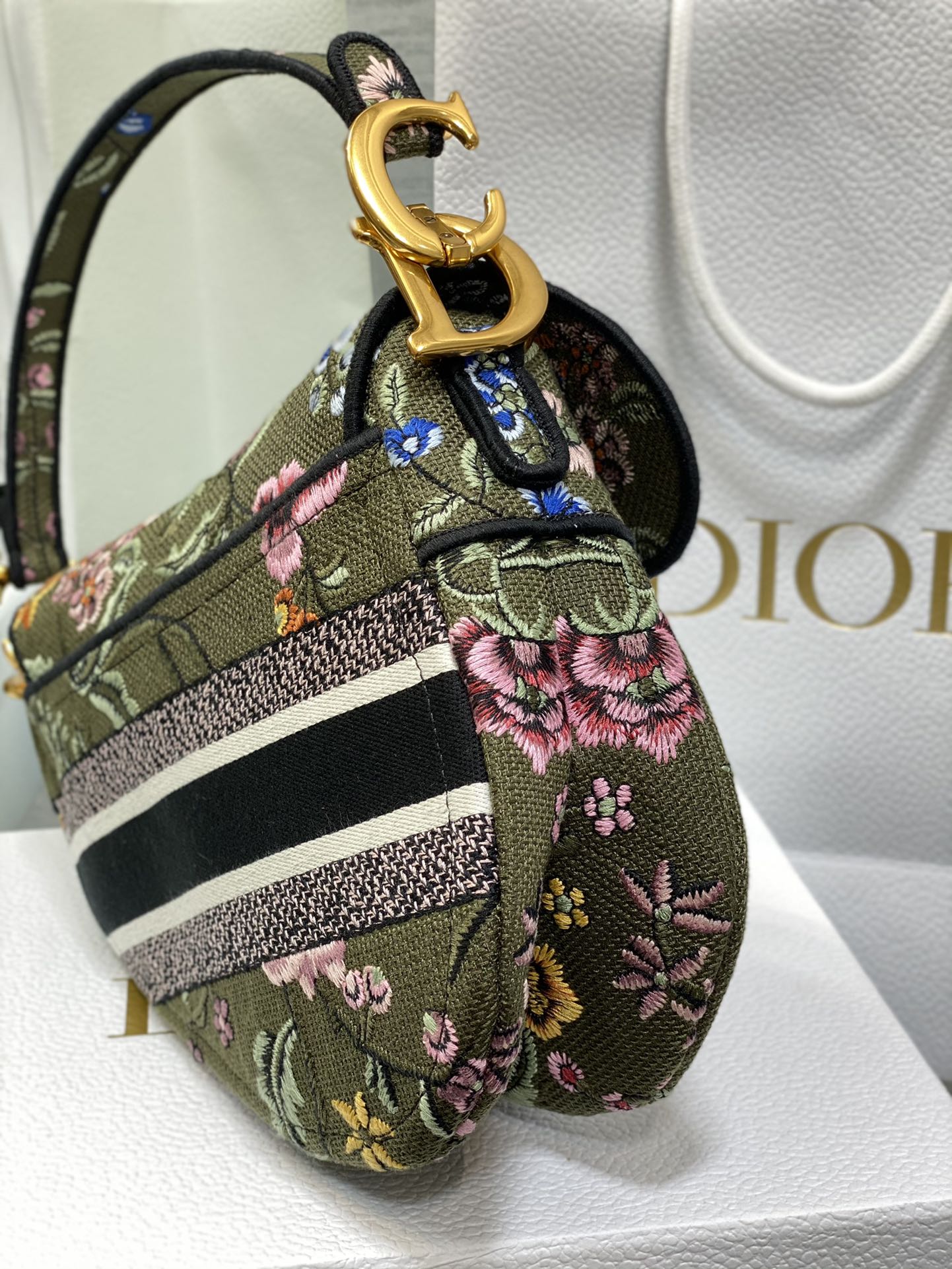 D*or saddle bag