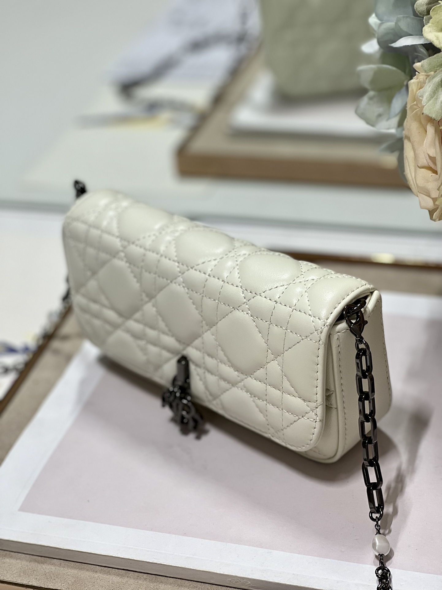 lady D*or phone pouch