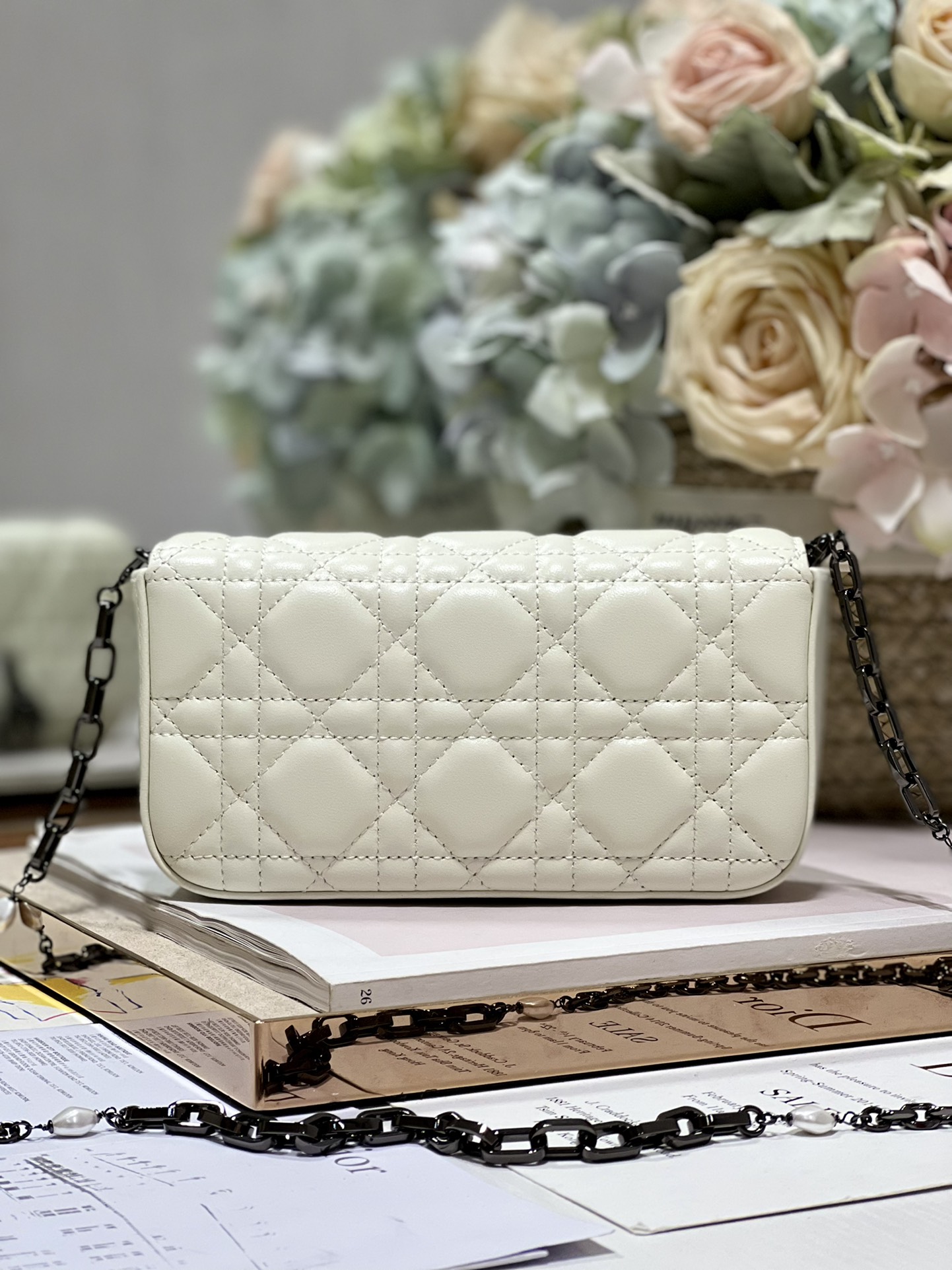 lady D*or phone pouch