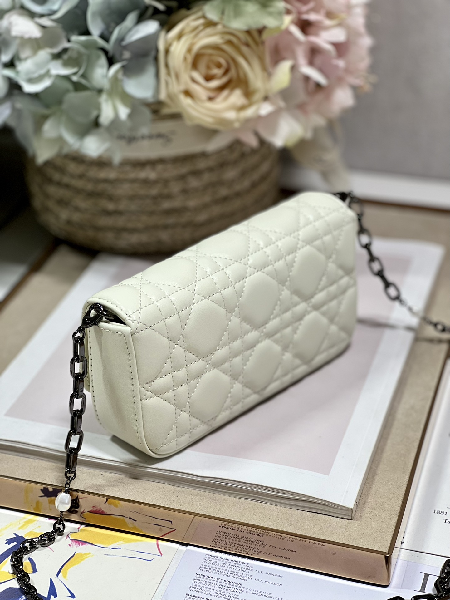lady D*or phone pouch