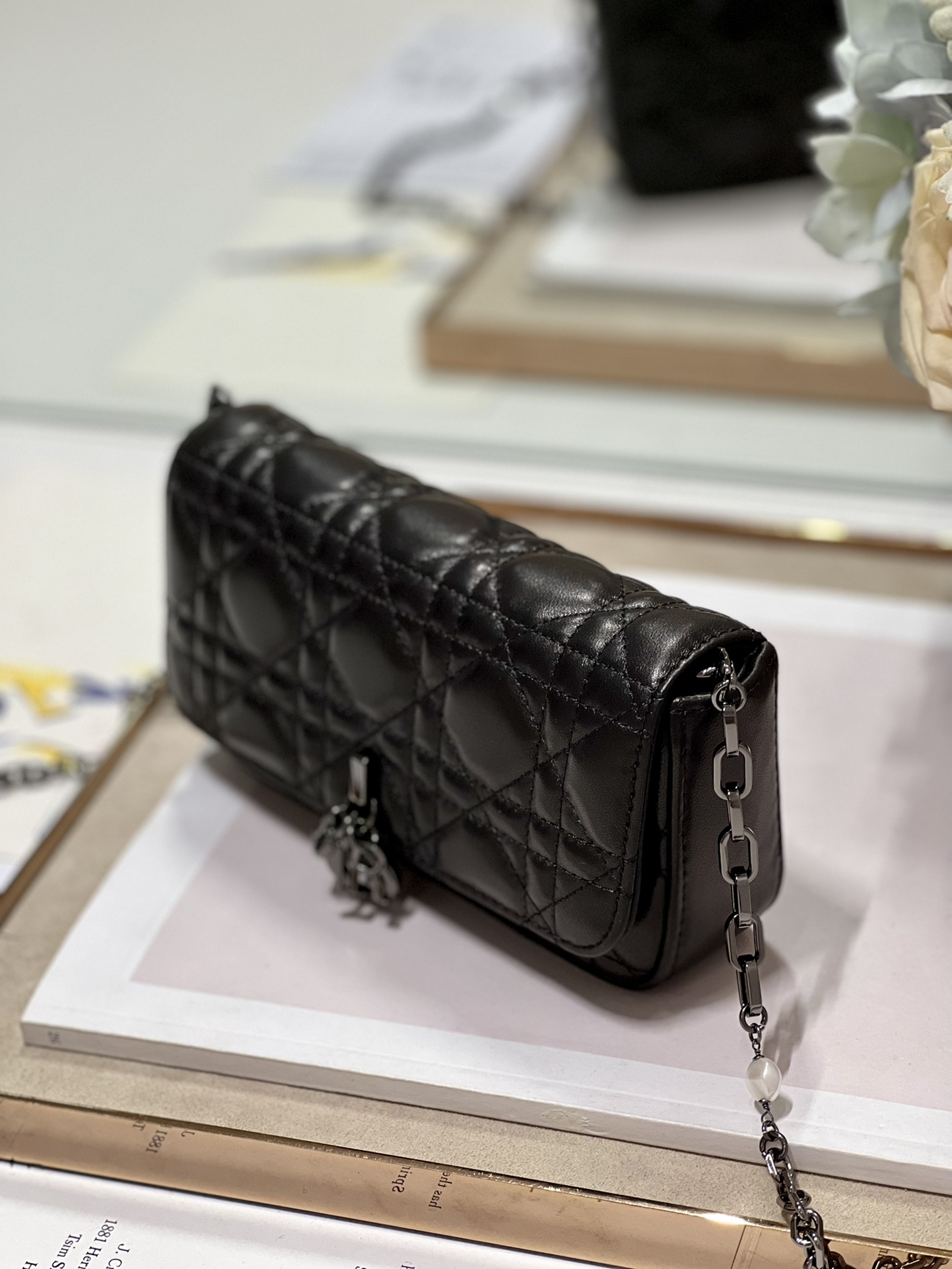 lady D*or phone pouch
