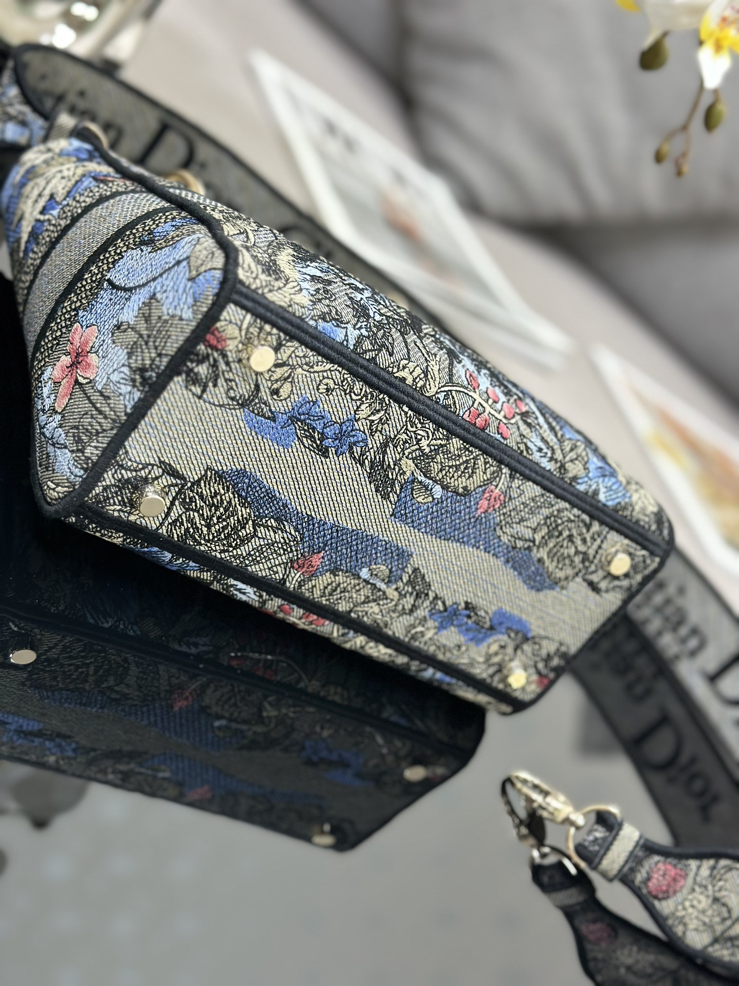 D*or medium lady d-lite bag