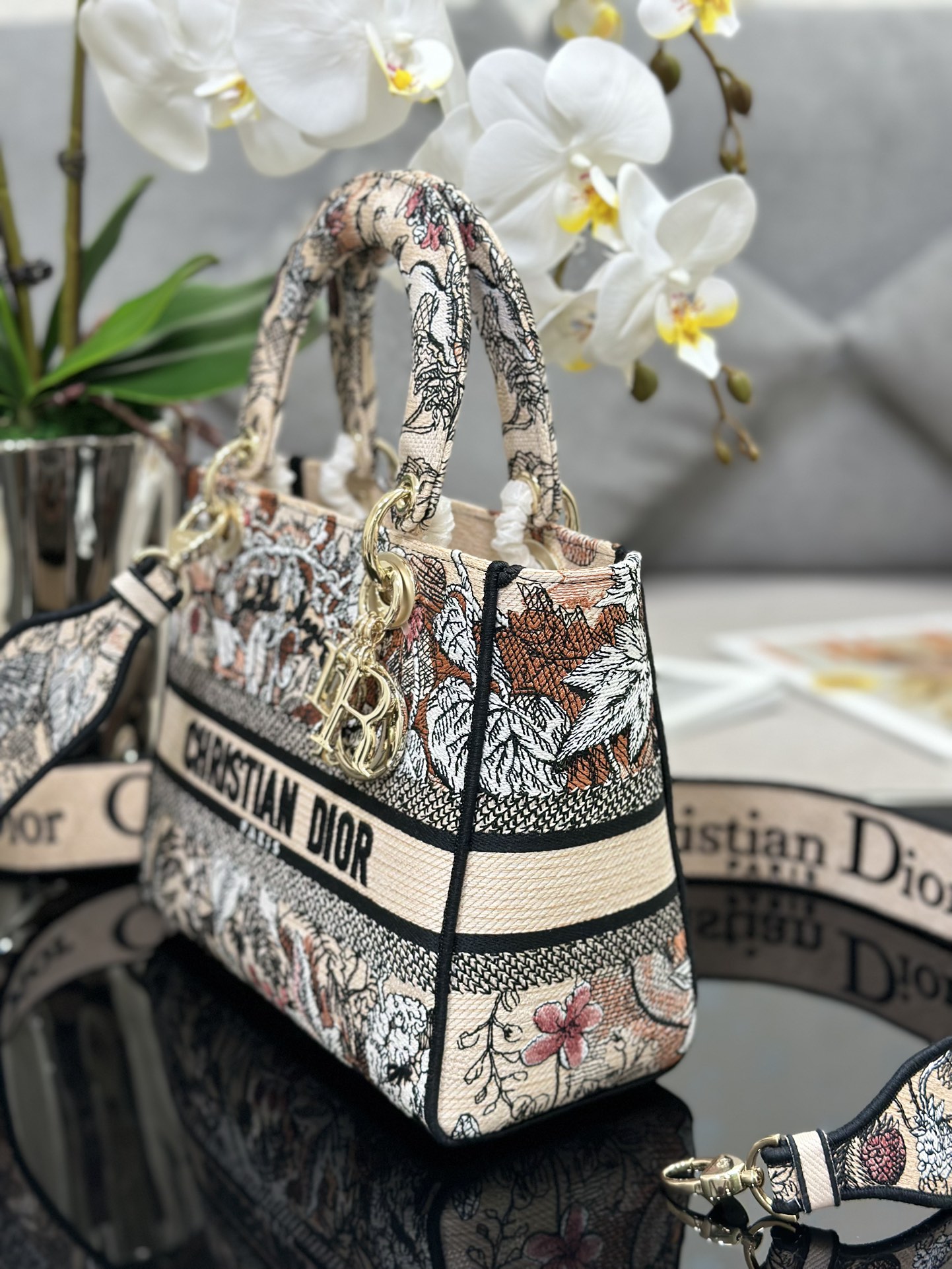 D*or medium lady d-lite bag