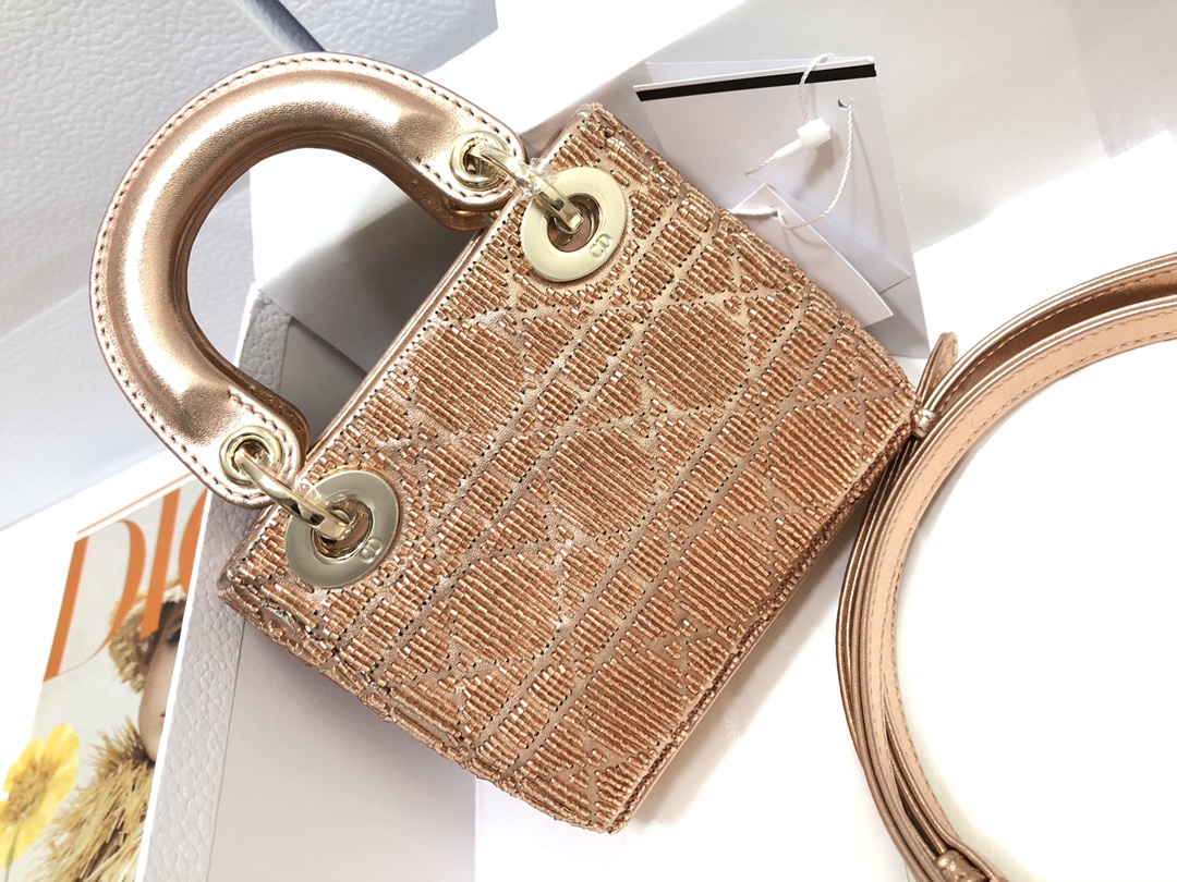 lady D*or micro bag