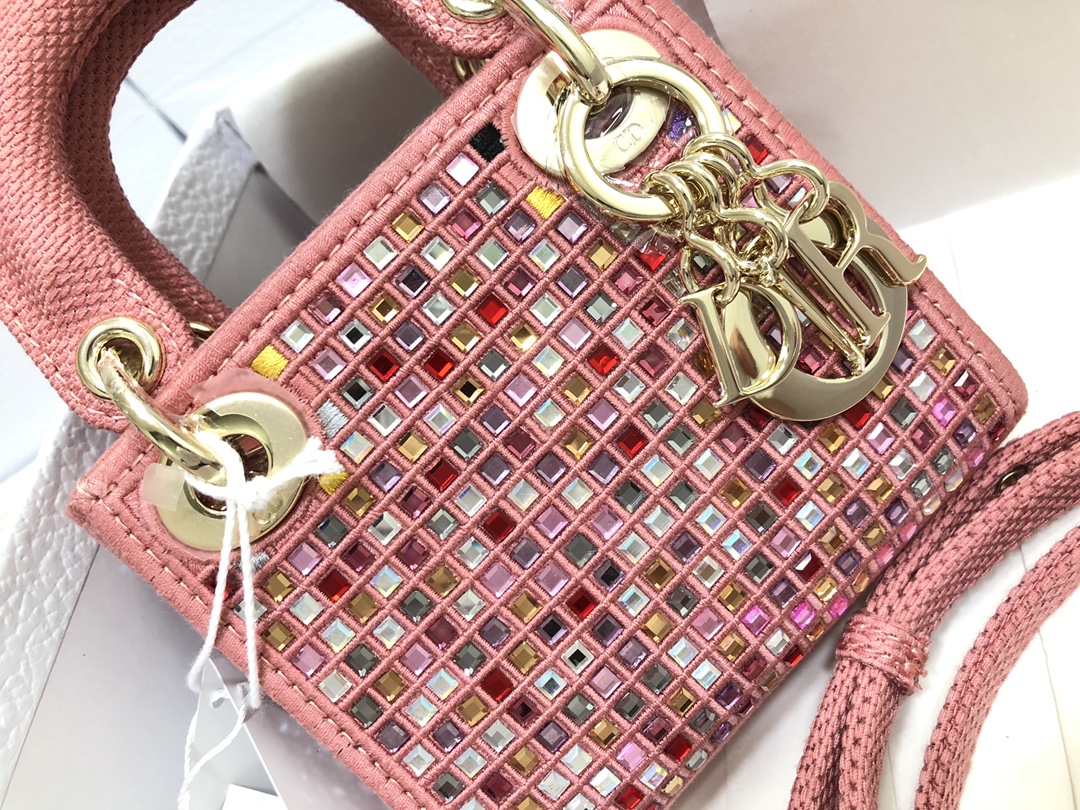 lady D*or micro bag