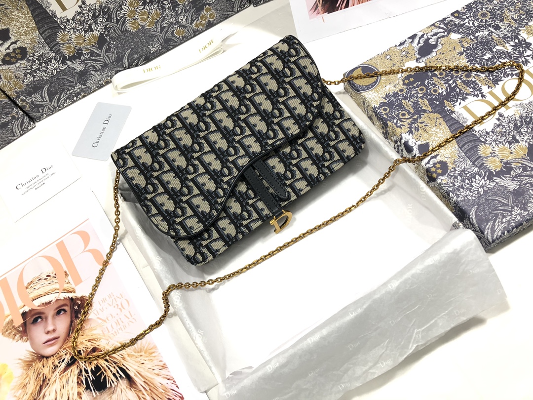 D*or saddle pouch