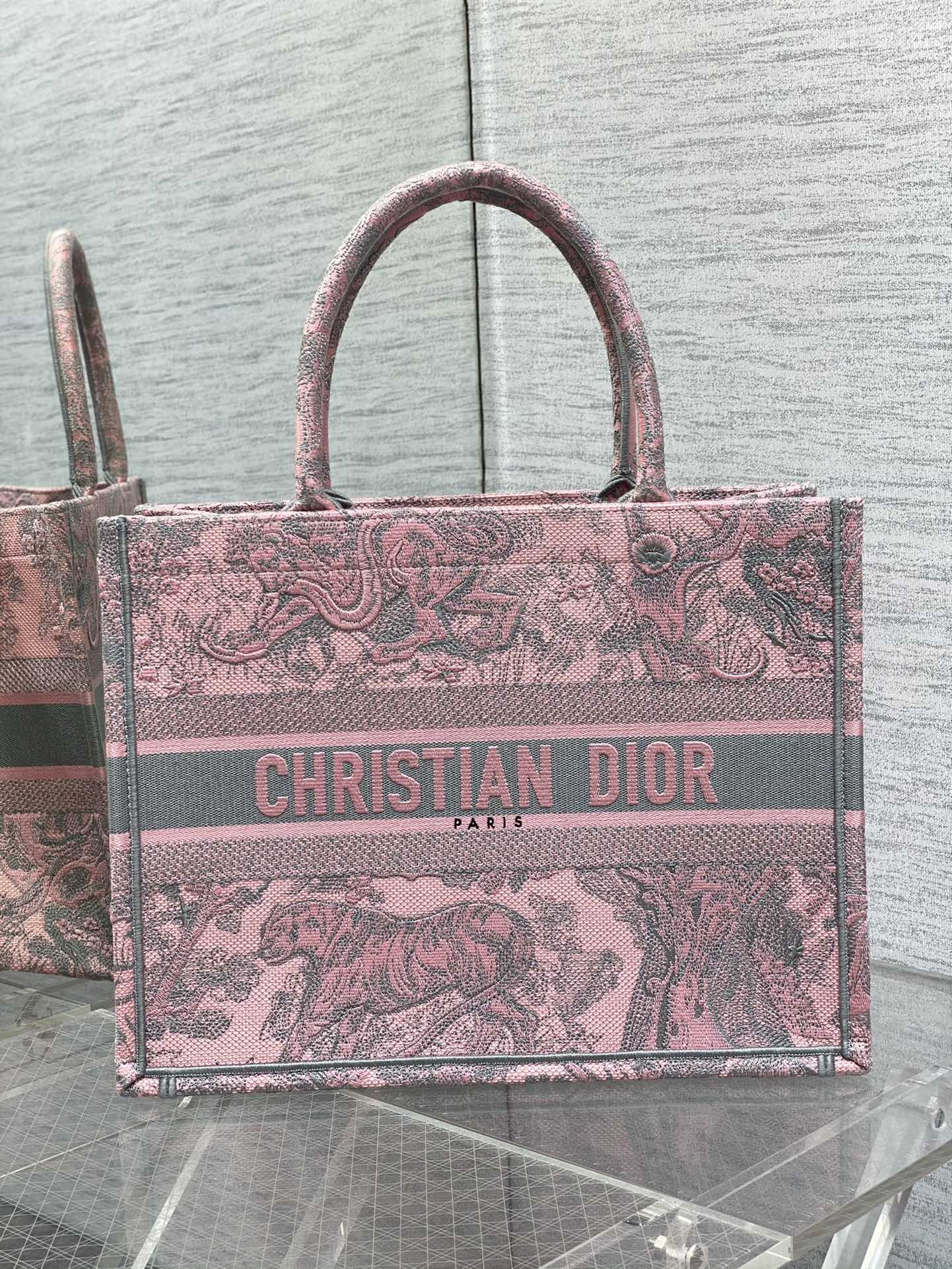 medium D*or book tote