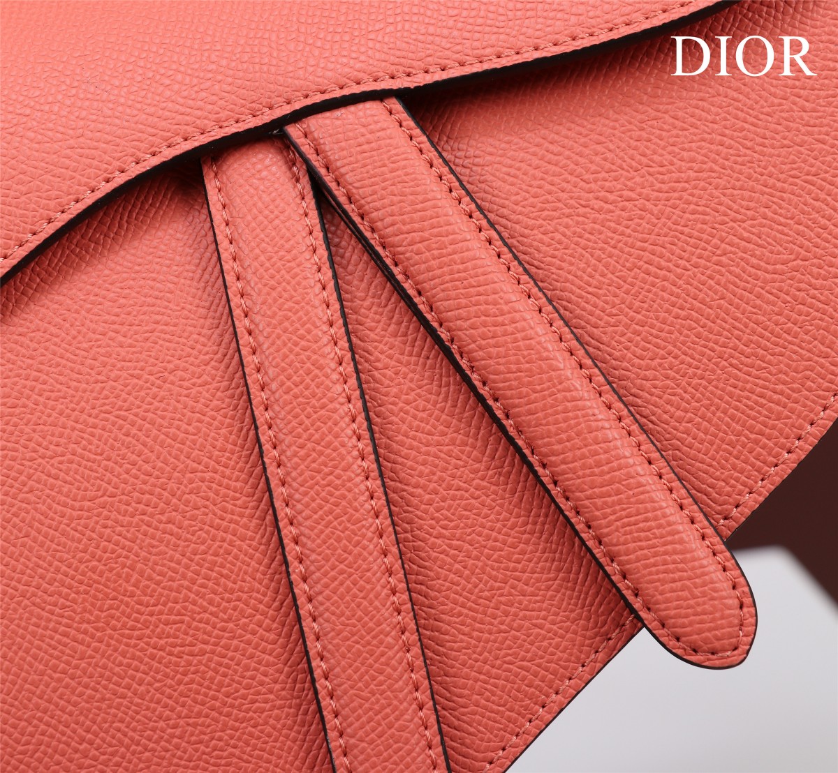 D*or saddle bag
