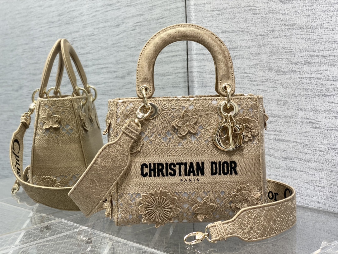 D*or medium lady d-lite bag