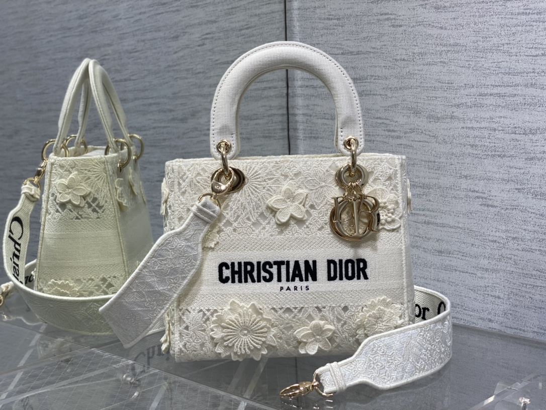 D*or medium lady d-lite bag