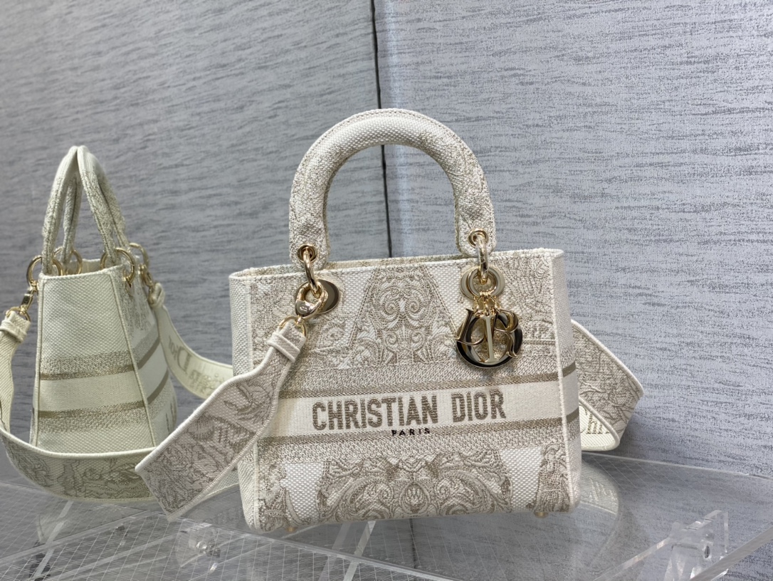 D*or medium lady d-lite bag