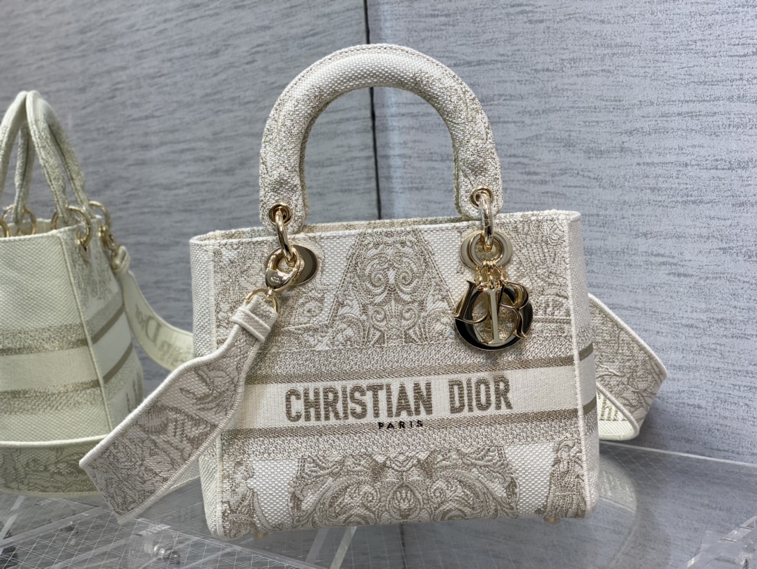 D*or medium lady d-lite bag